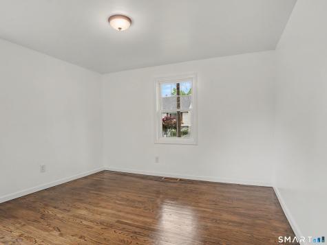 35 Oakleaf Street Bridgeport CT 06606