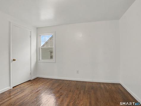 35 Oakleaf Street Bridgeport CT 06606