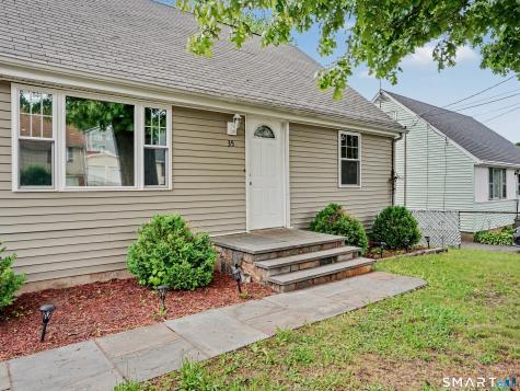 35 Oakleaf Street Bridgeport CT 06606