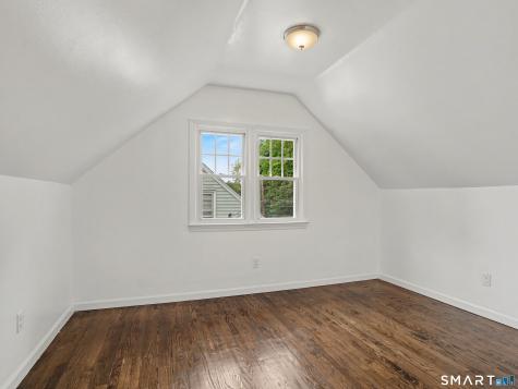 35 Oakleaf Street Bridgeport CT 06606
