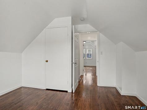 35 Oakleaf Street Bridgeport CT 06606