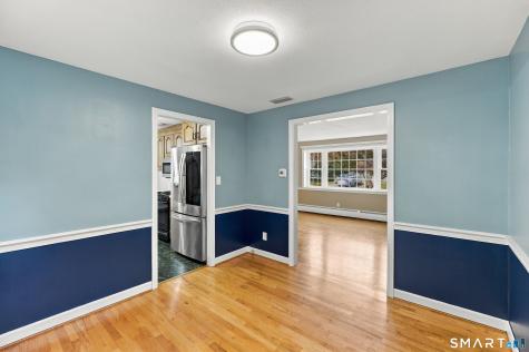 102 Clarendon Terrace Newington CT 06111