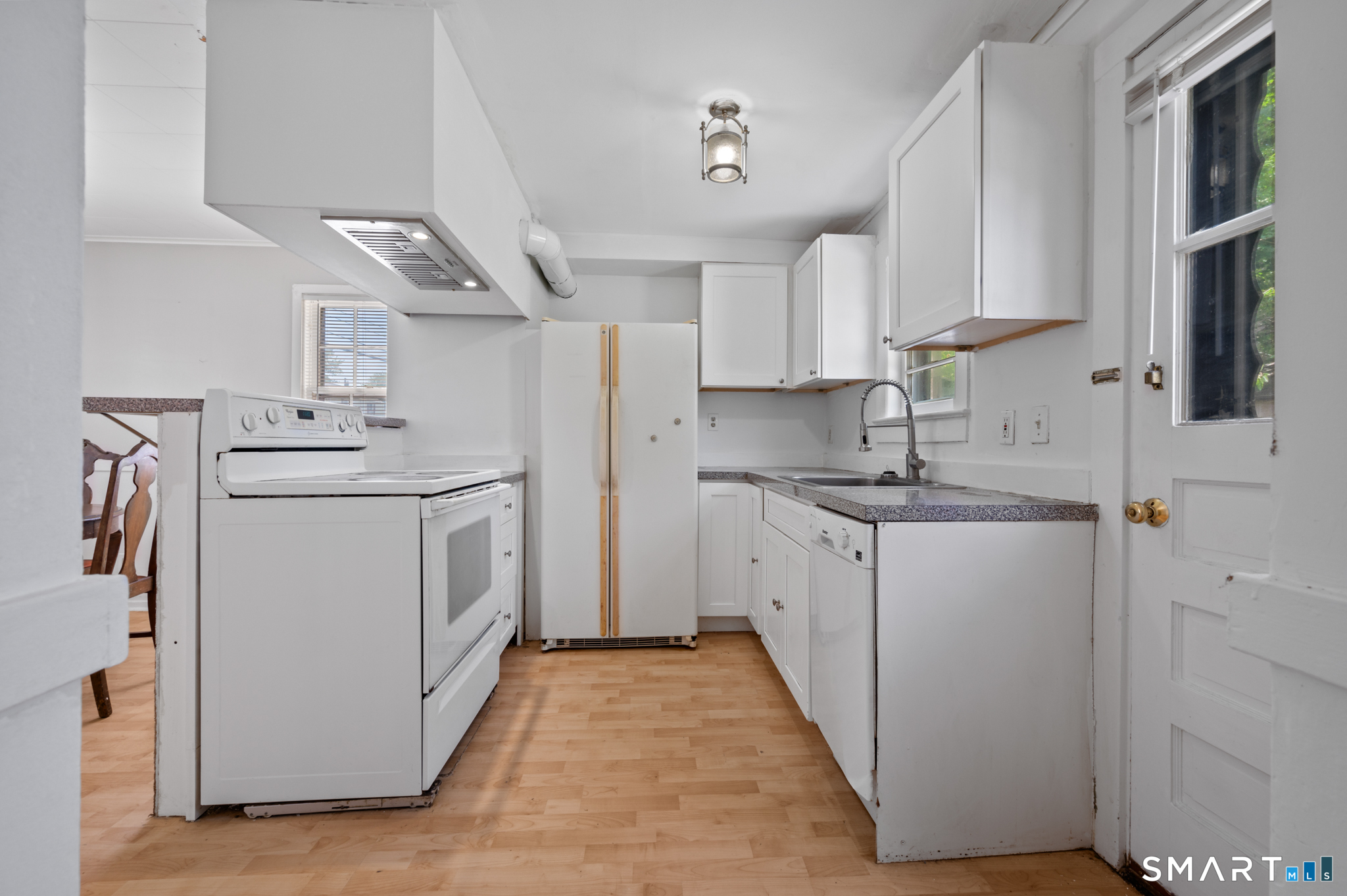 4 Waddell Road Manchester CT 06040