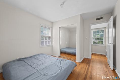 4 Waddell Road Manchester CT 06040