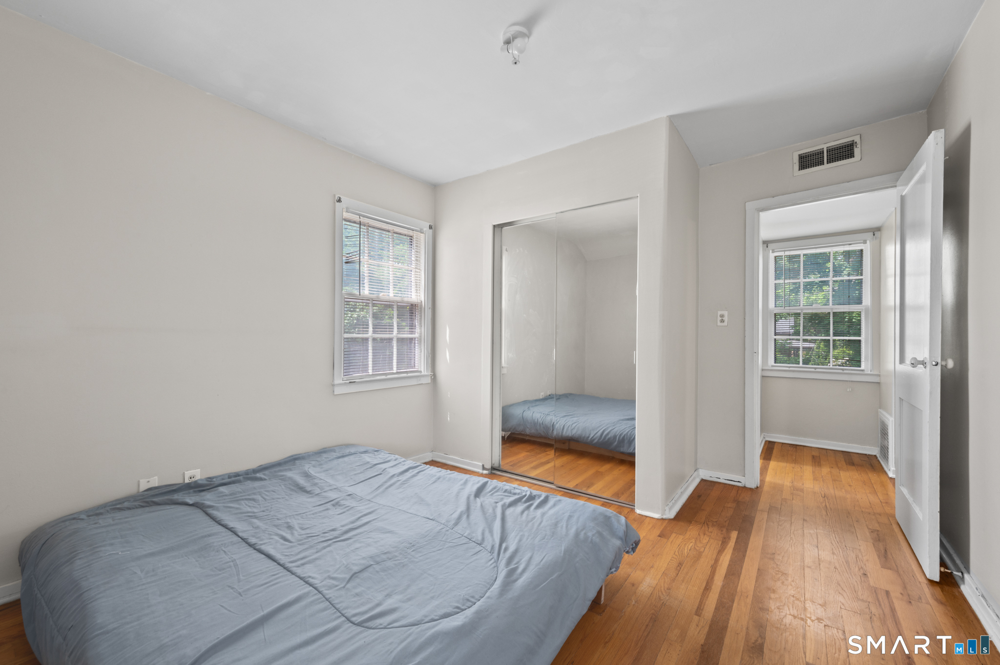 4 Waddell Road Manchester CT 06040