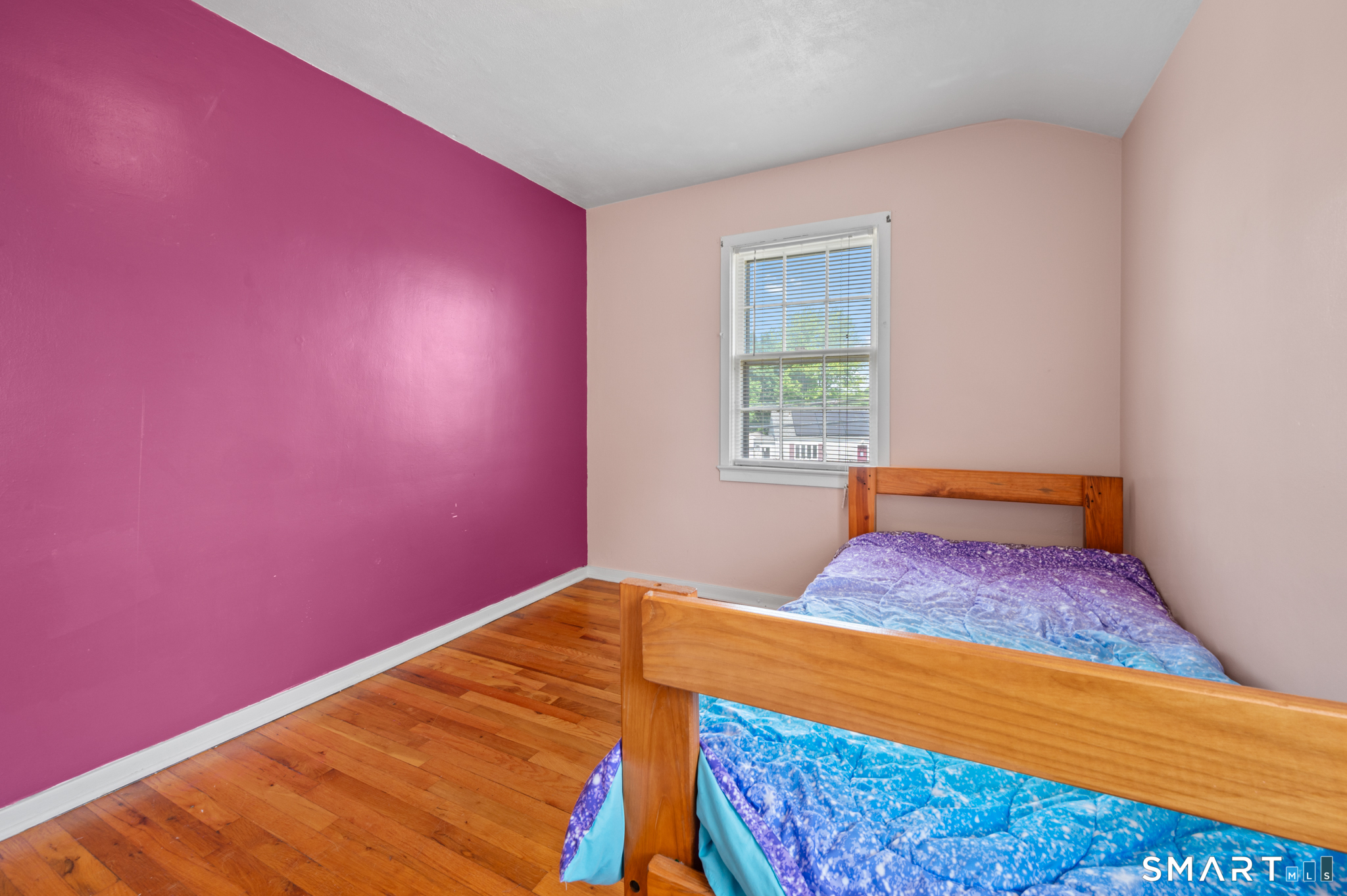 4 Waddell Road Manchester CT 06040