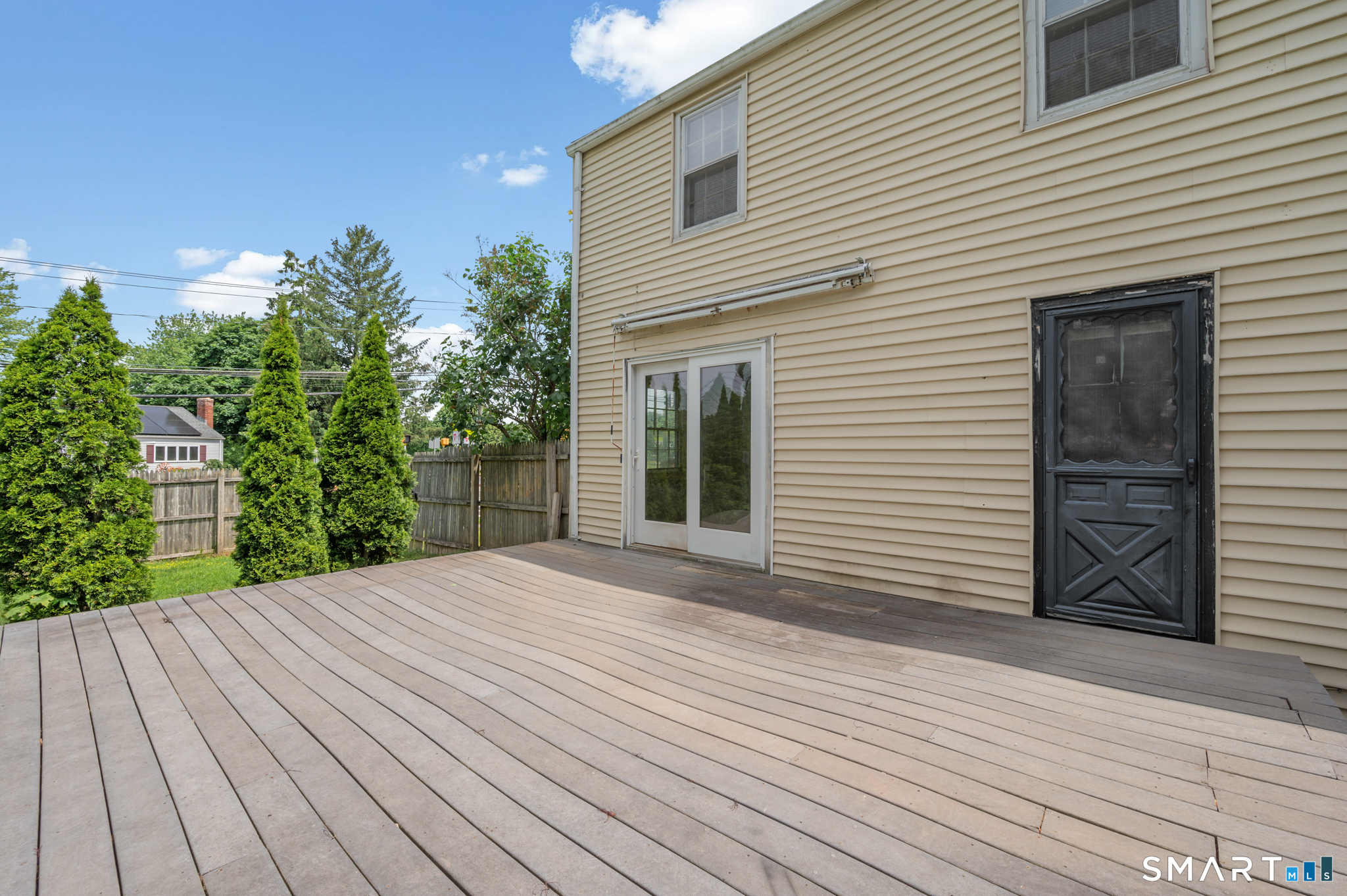 4 Waddell Road Manchester CT 06040