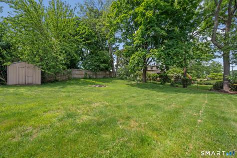 4 Waddell Road Manchester CT 06040