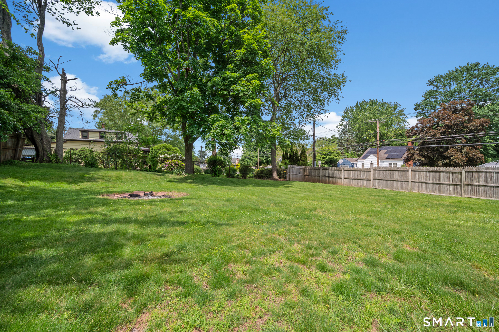 4 Waddell Road Manchester CT 06040