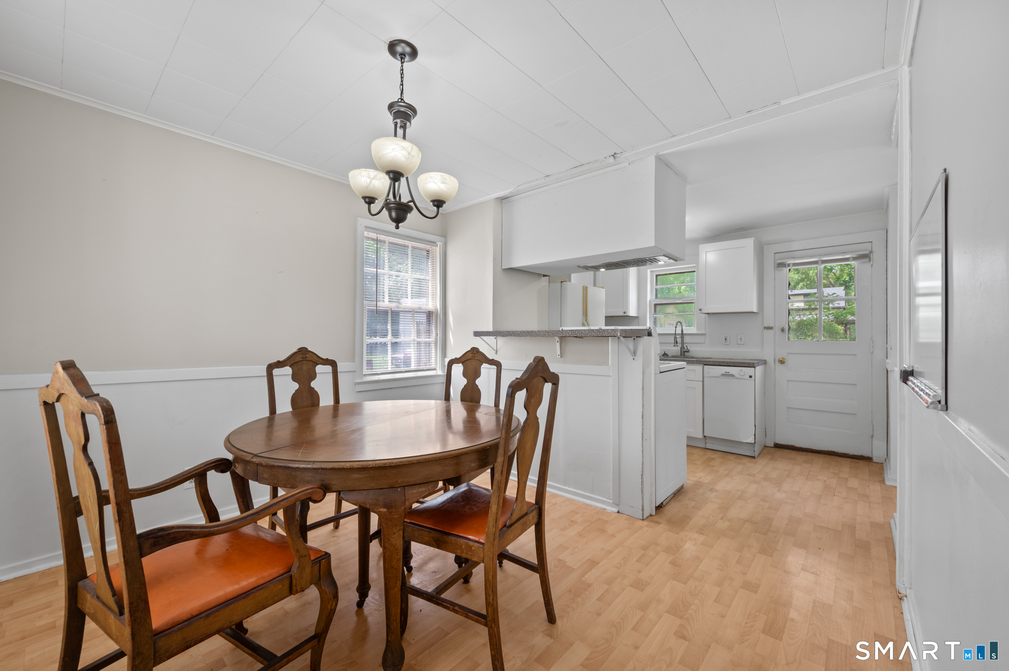 4 Waddell Road Manchester CT 06040