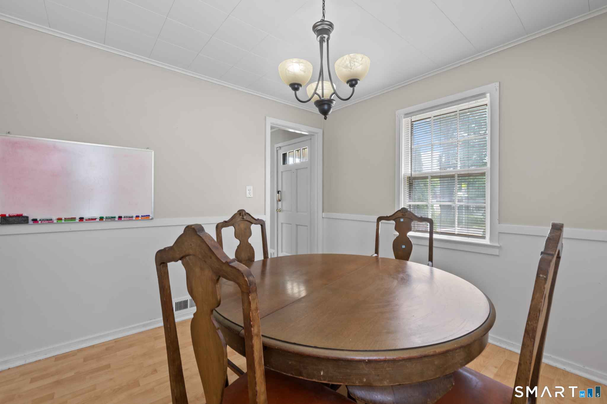 4 Waddell Road Manchester CT 06040