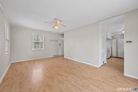 4 Waddell Road Manchester CT 06040