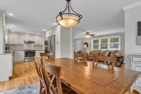 22 Lincoln Road Clinton CT 06413