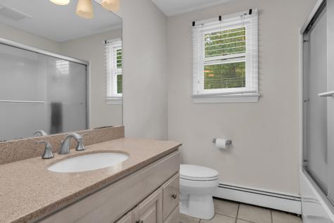 22 Lincoln Road Clinton CT 06413