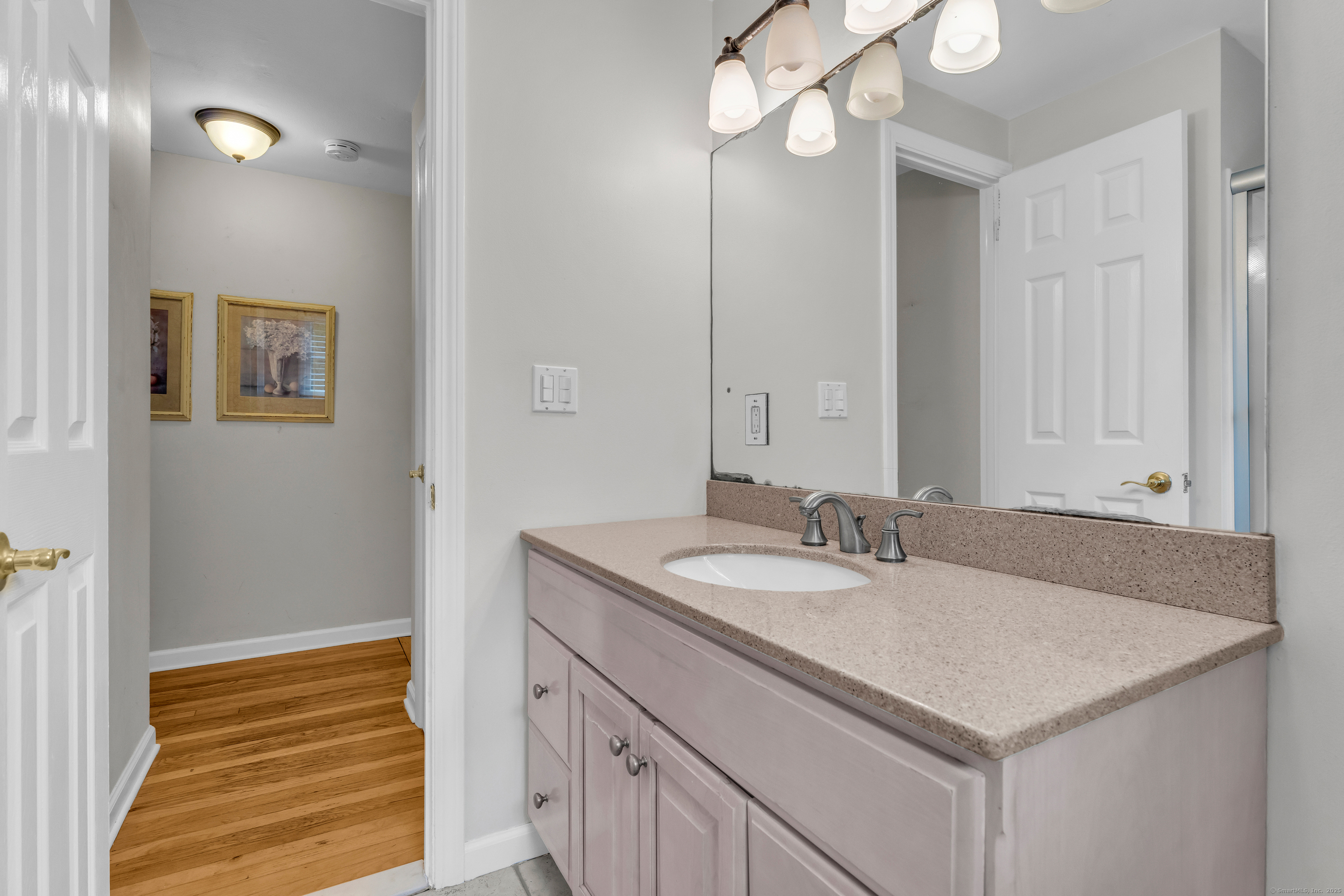 22 Lincoln Road Clinton CT 06413