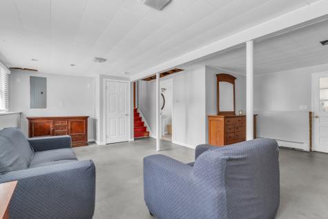 22 Lincoln Road Clinton CT 06413