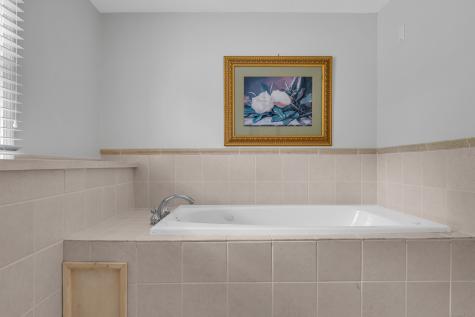 22 Lincoln Road Clinton CT 06413