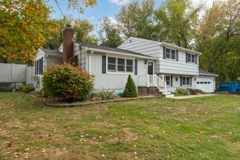 22 Lincoln Road Clinton CT 06413