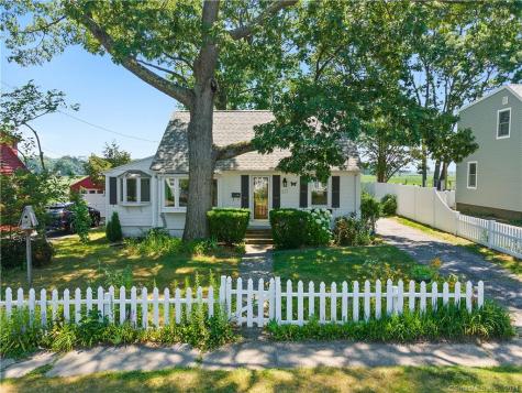 317 Housatonic Drive Milford CT 06460