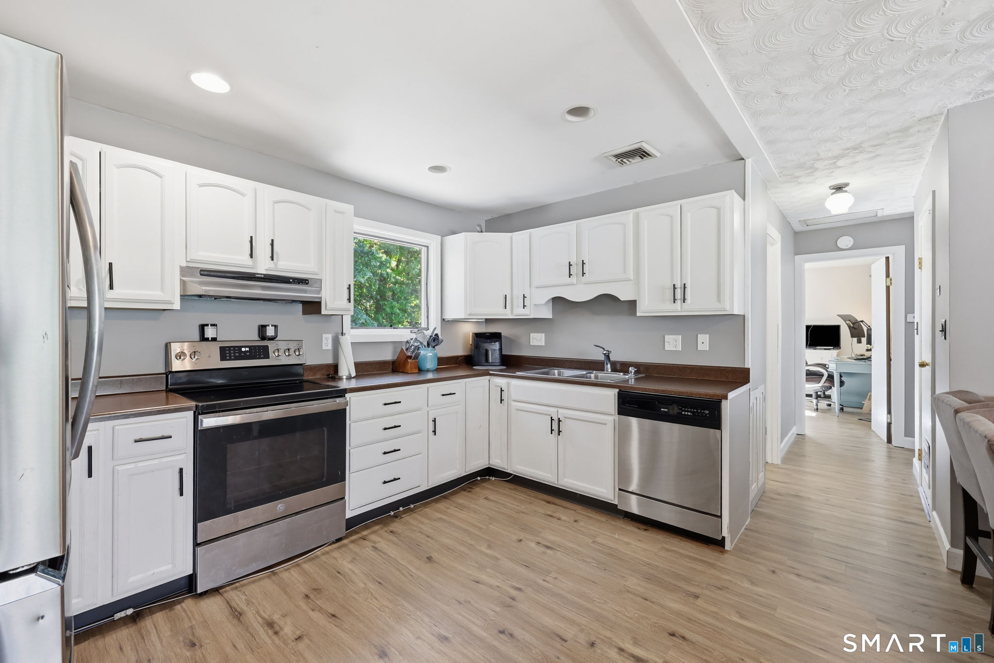 83 Prospect Hill Drive East Windsor CT 06088