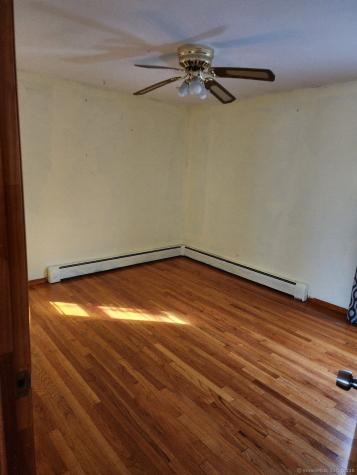 21 Brookview Avenue Wallingford CT 06492