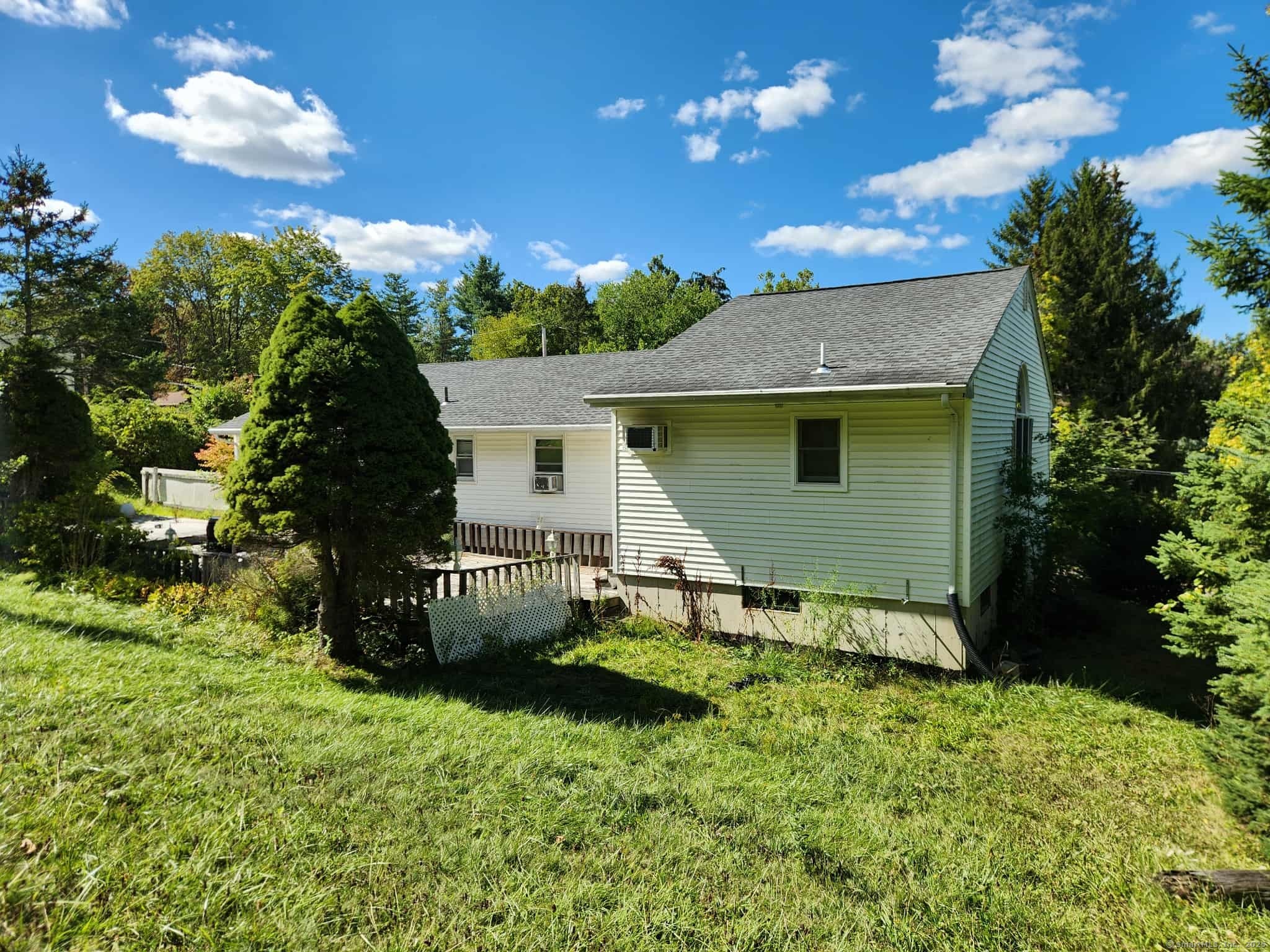 21 Brookview Avenue Wallingford CT 06492