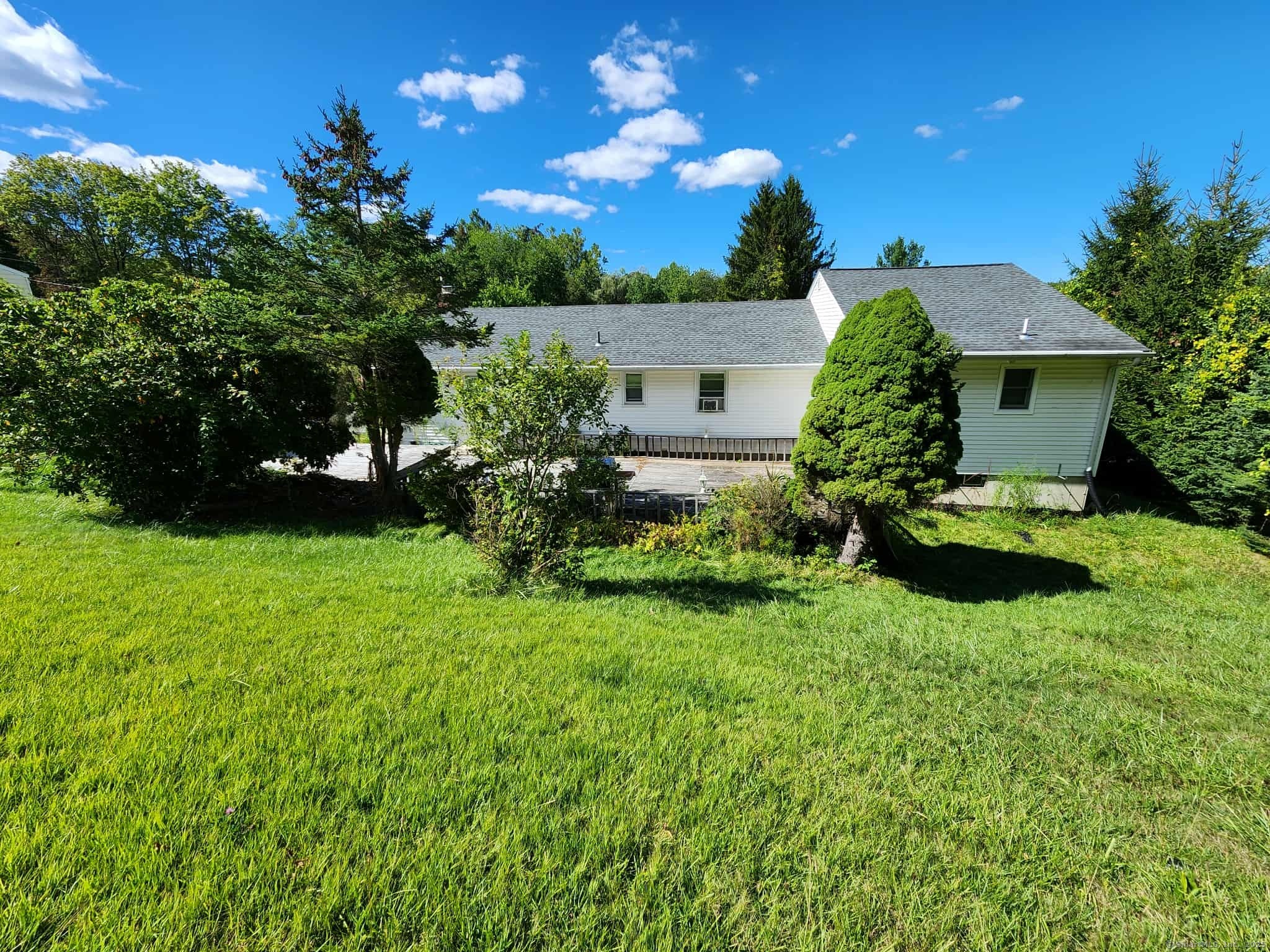 21 Brookview Avenue Wallingford CT 06492