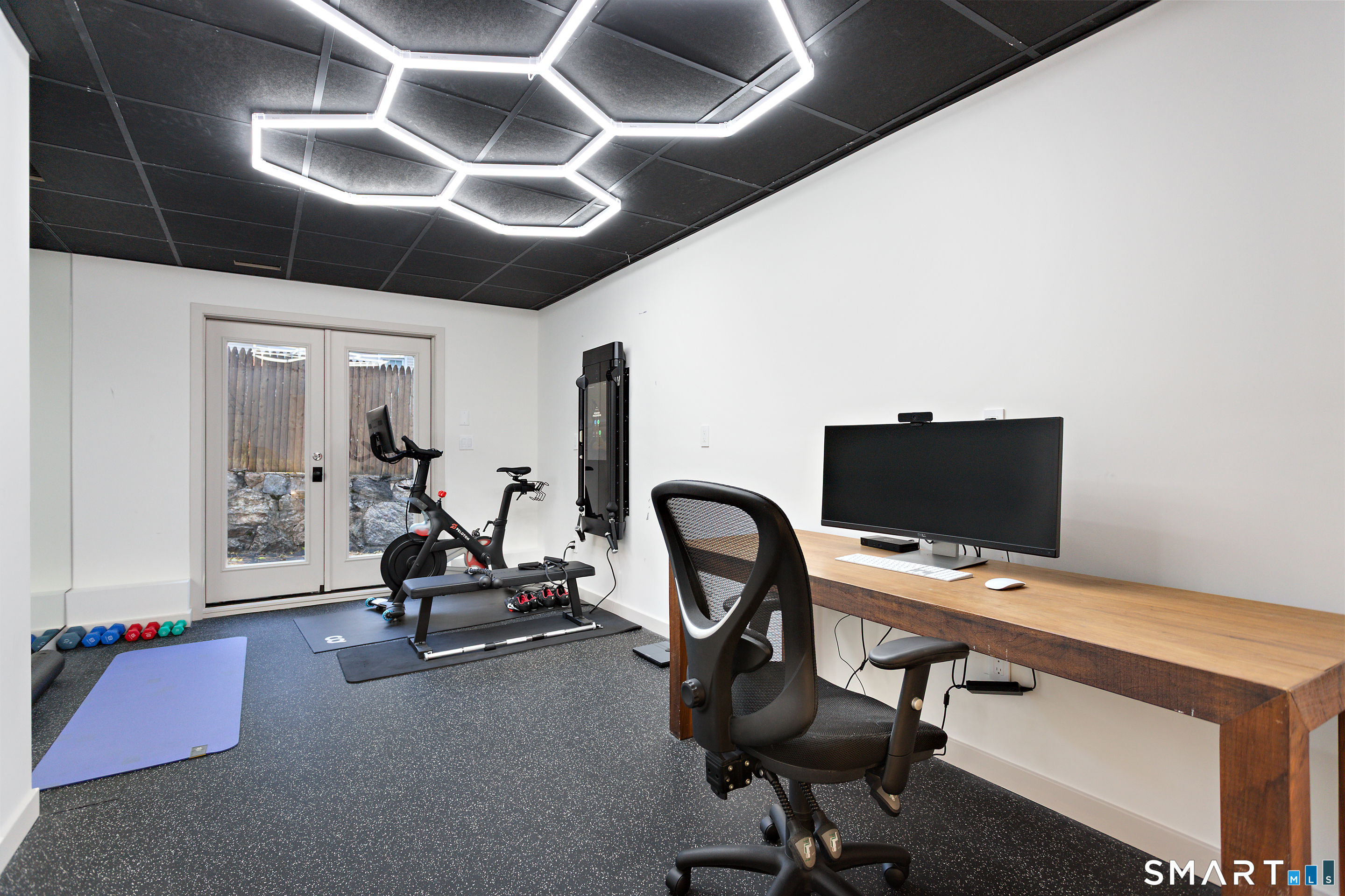 11 Revonah South Circle Stamford CT 06905