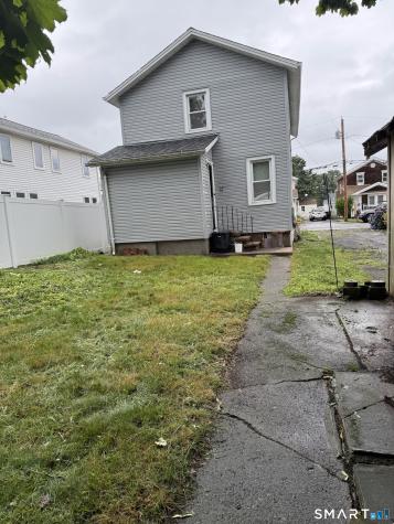 18 Coolridge Road Milford CT 06460
