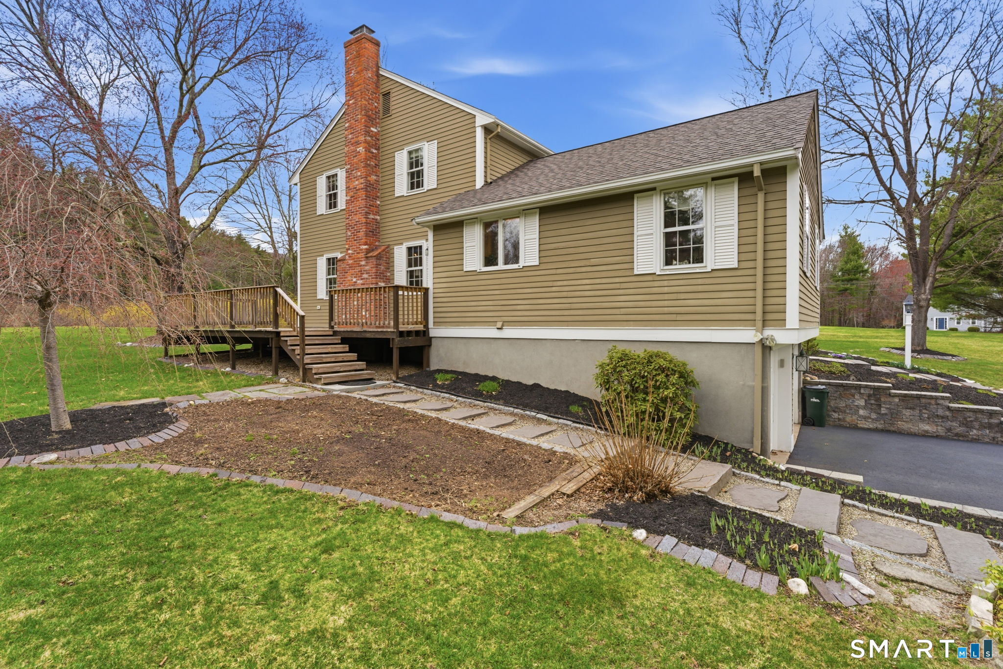 3 Lenora Drive Simsbury CT 06092