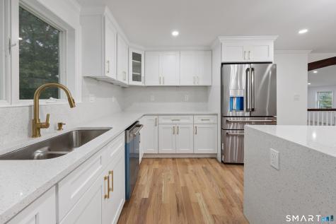 3 Boulder Creek Road Newtown CT 06470