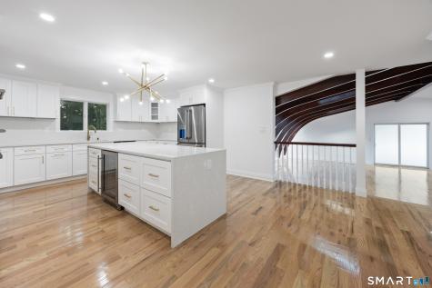 3 Boulder Creek Road Newtown CT 06470