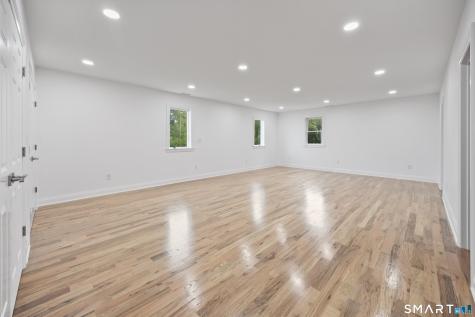 3 Boulder Creek Road Newtown CT 06470