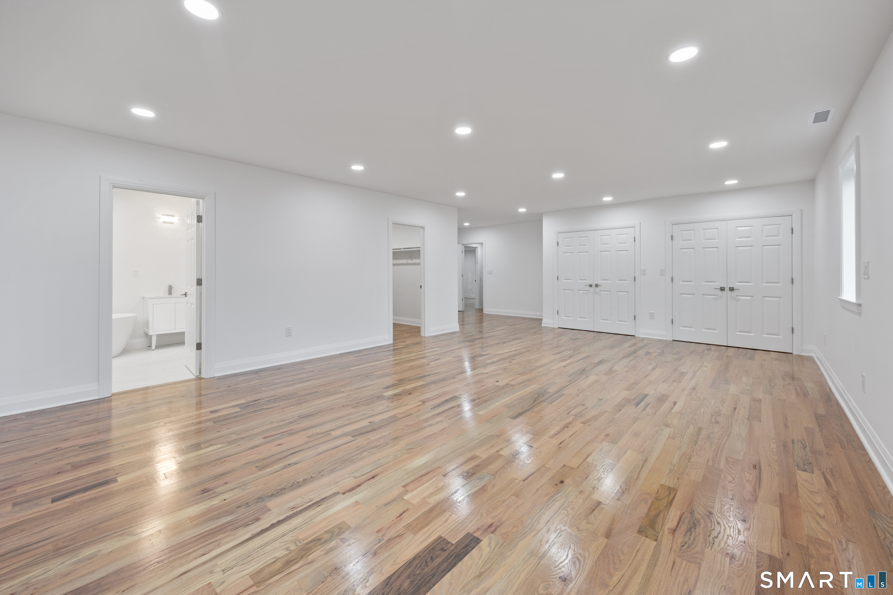 3 Boulder Creek Road Newtown CT 06470