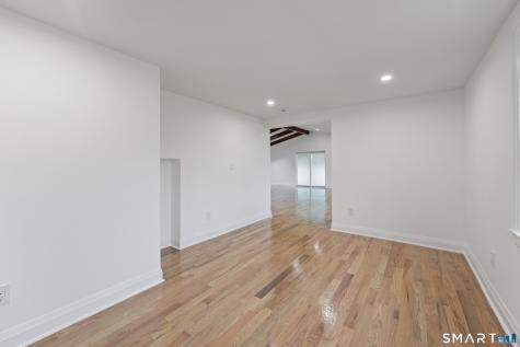 3 Boulder Creek Road Newtown CT 06470