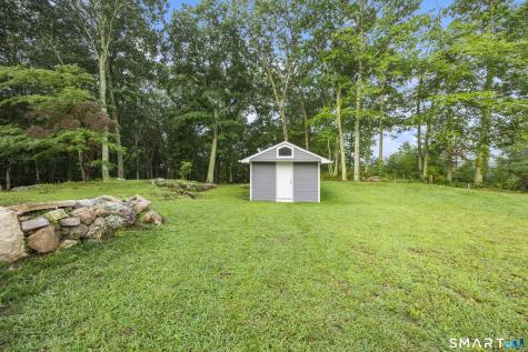 3 Boulder Creek Road Newtown CT 06470