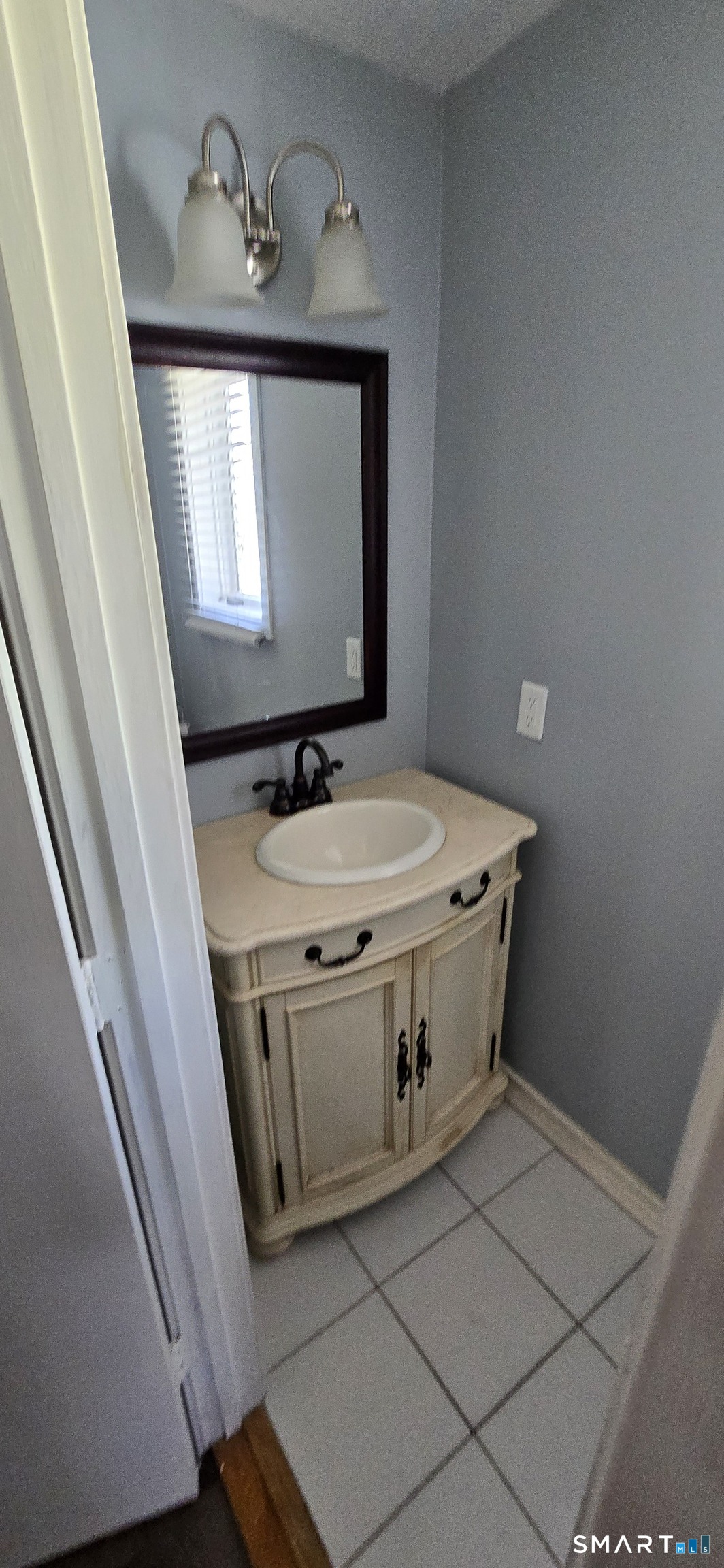 54 Highlawn Street Waterbury CT 06705