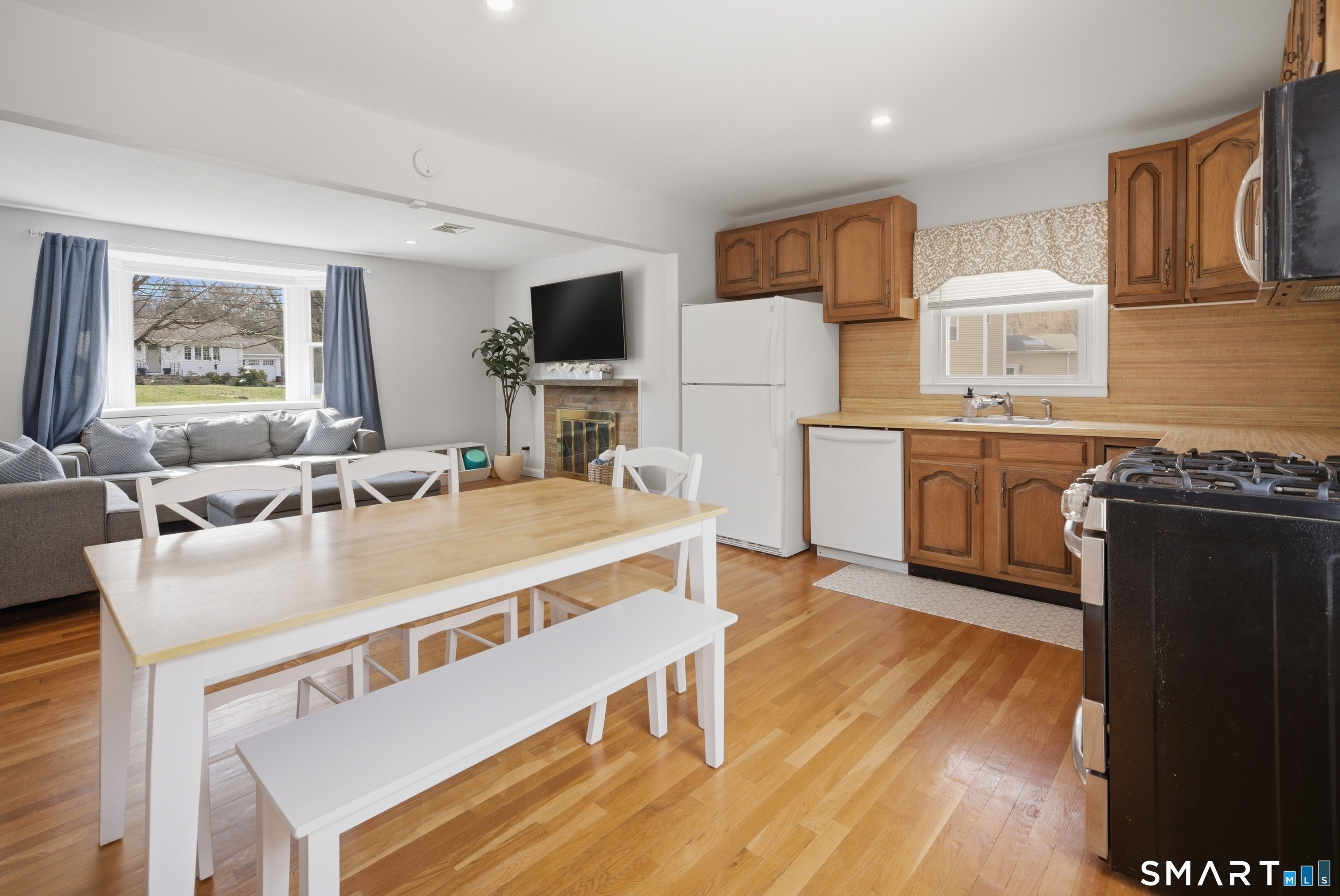 96 Toll House Lane Fairfield CT 06825
