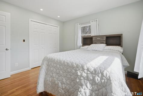 96 Toll House Lane Fairfield CT 06825