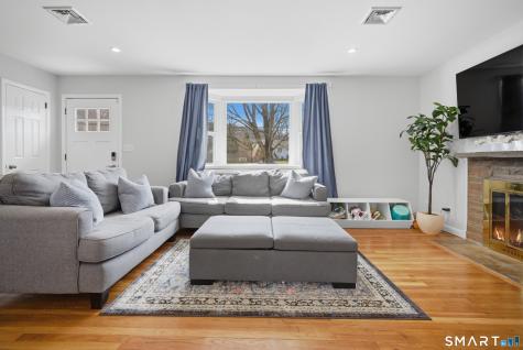 96 Toll House Lane Fairfield CT 06825