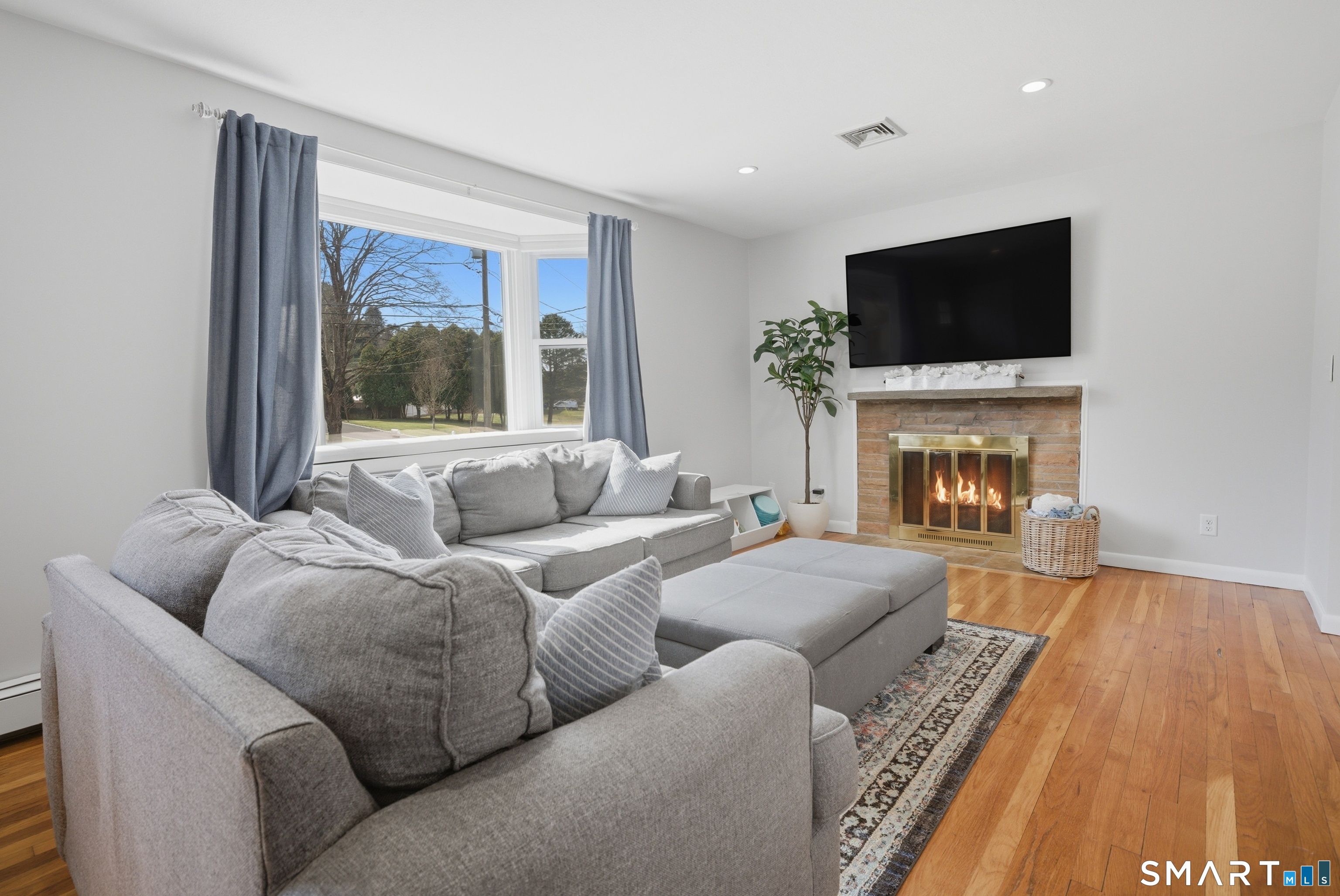 96 Toll House Lane Fairfield CT 06825