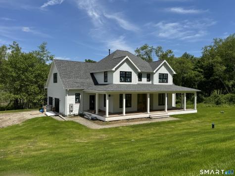 2 Pickett Road Roxbury CT 06783