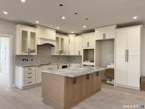 2 Pickett Road Roxbury CT 06783
