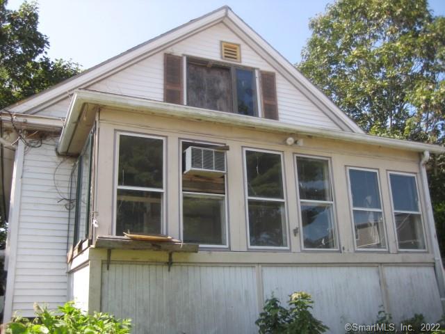 9 Wightman Street New London CT 06320