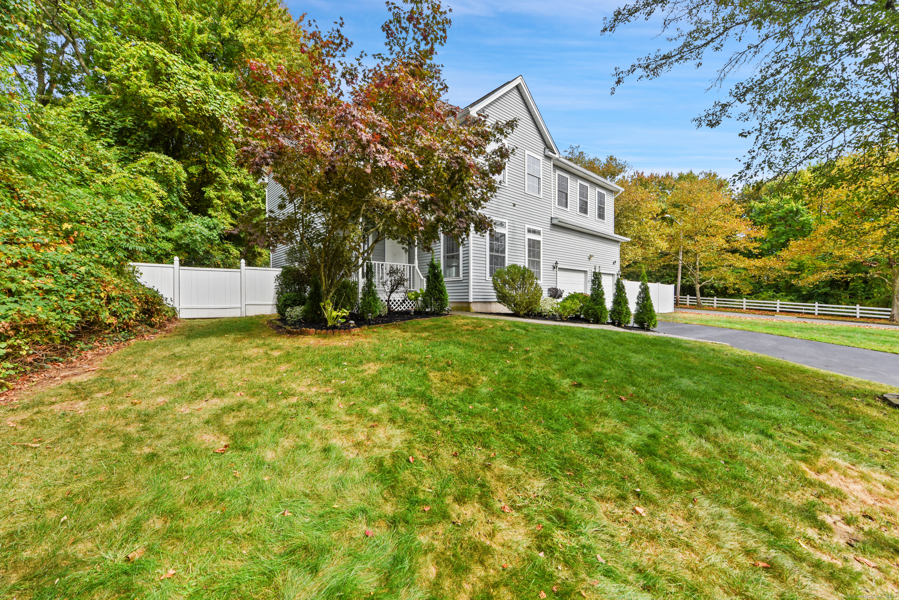 10 Aspen Circle Hamden CT 06518