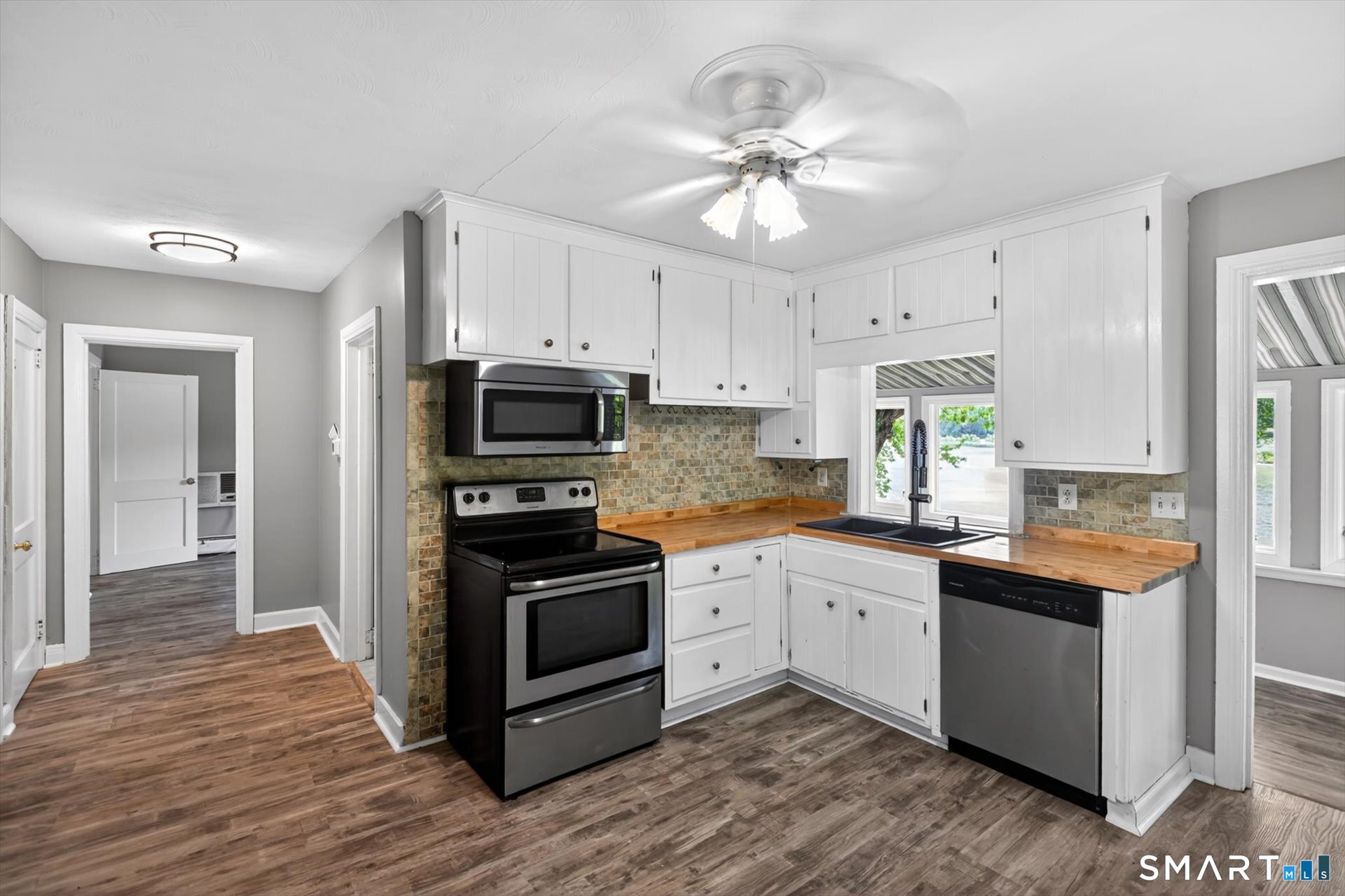 35 Hemlock Road Granby CT 06035