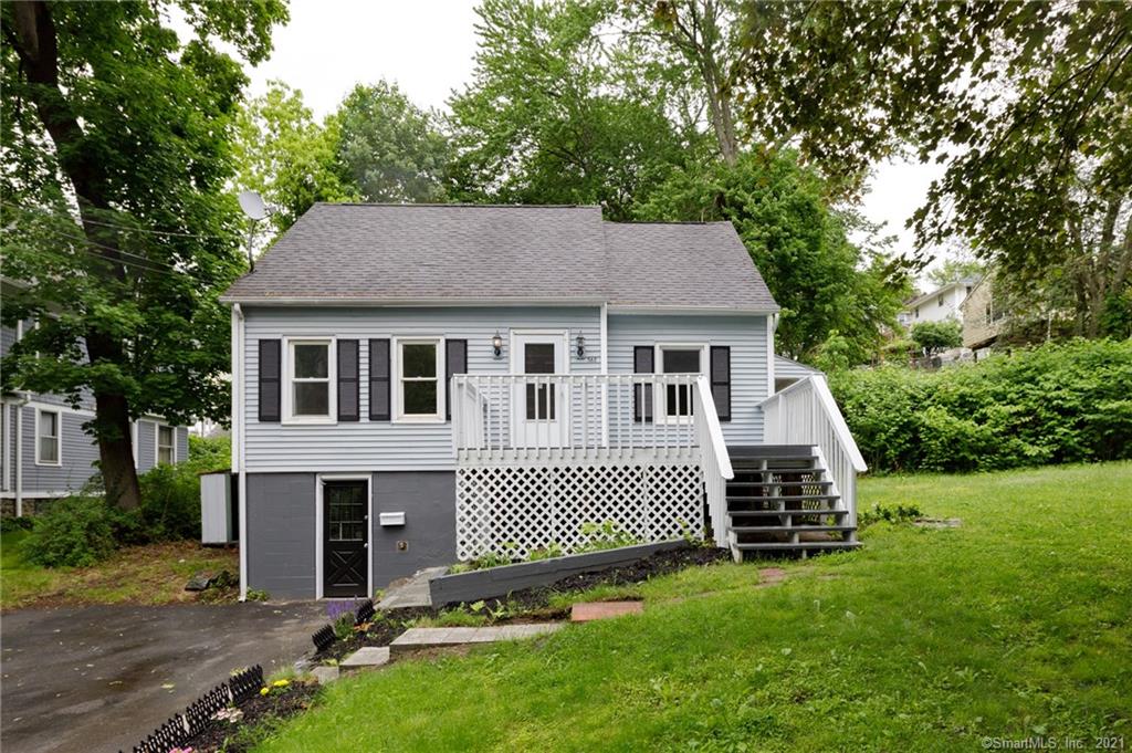562 Columbia Boulevard Extension Waterbury CT 06704