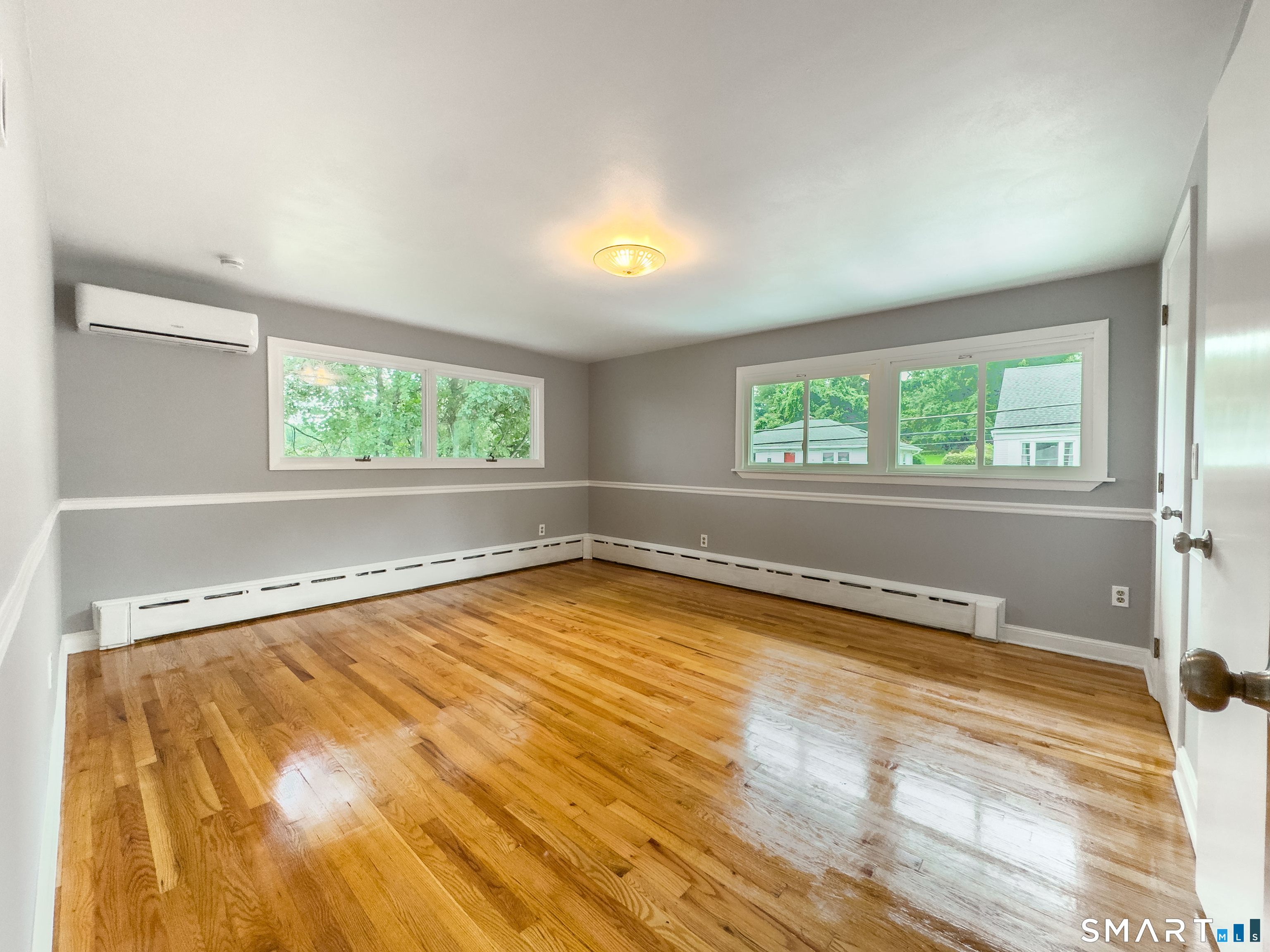 81 Esther Avenue Waterbury CT 06708