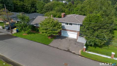 81 Esther Avenue Waterbury CT 06708