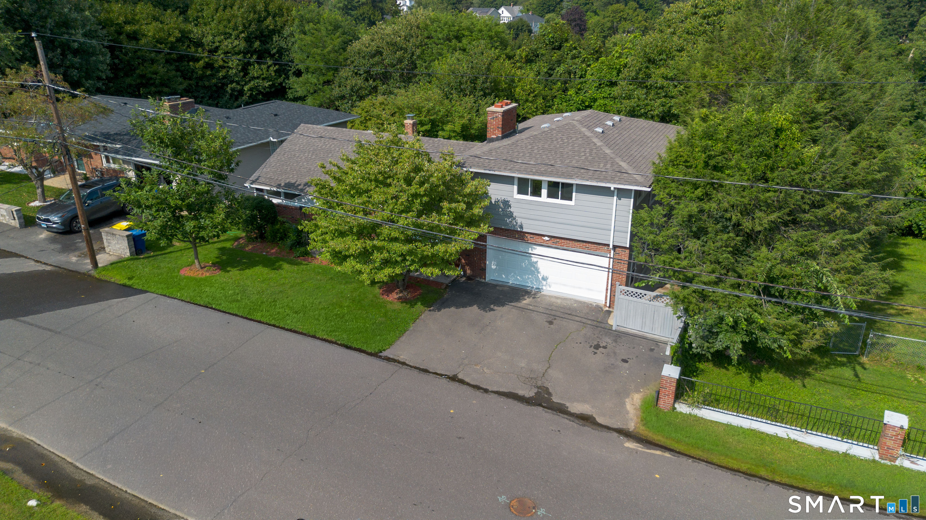 81 Esther Avenue Waterbury CT 06708